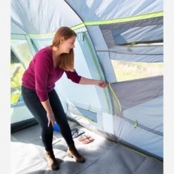 Coleman Meadowood 4 Person Large Tent With Blackout Bedrooms -Camping Promotion go 409171 g