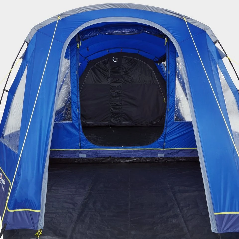 Berghaus Adhara 700 Nightfall® Tent 4 Berghaus Adhara 700 Nightfall® Tent - Image 4